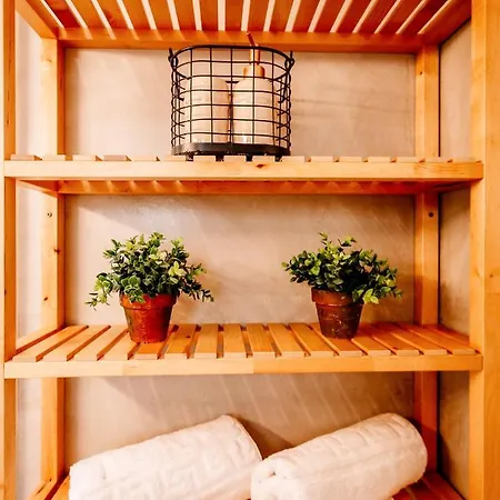 Apartament Melos House - Charming With Jacuzzi In The Heart Of The Perfect For Memorable Summer Experiences By Mana Gers