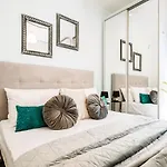 Lejlighed Melos House - Charming With Jacuzzi In The Heart Of The Perfect For Memorable Summer Experiences By Mana Gers
