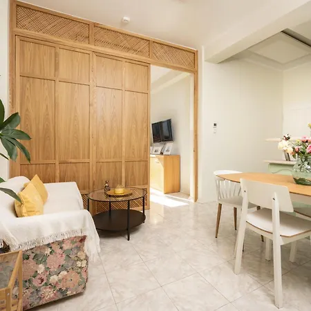 Melos House - Charming With Jacuzzi In The Heart Of The Perfect For Memorable Summer Experiences By Mana Gers * 扎金索斯镇