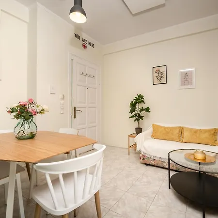 公寓 Melos House - Charming With Jacuzzi In The Heart Of The Perfect For Memorable Summer Experiences By Mana Gers 扎金索斯镇